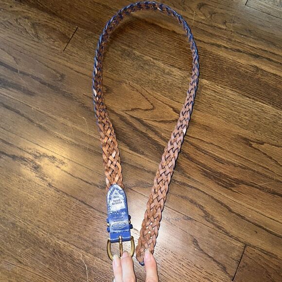 Vintage Talbots blue woven leather belt with brass buckle- large - Picture 4 of 7